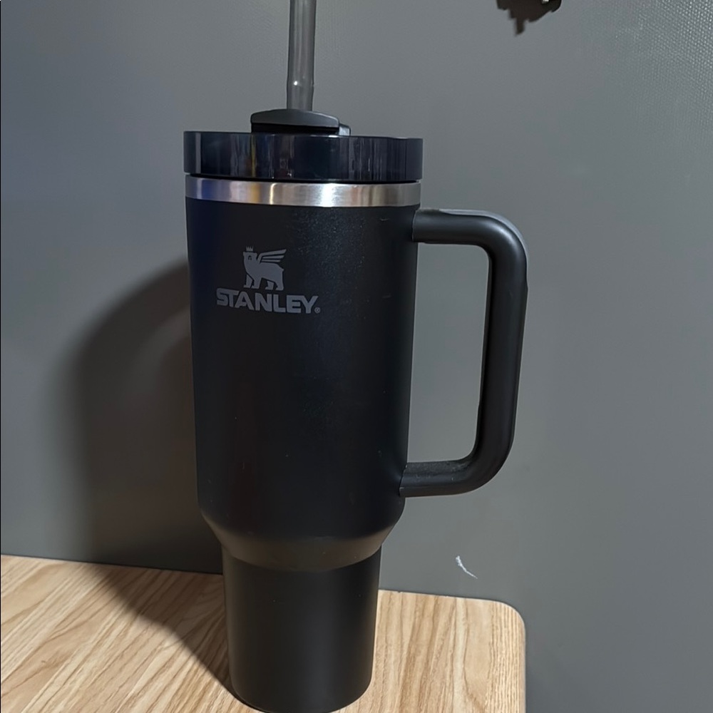Stanley Midnight Black Travel Mug with Handle